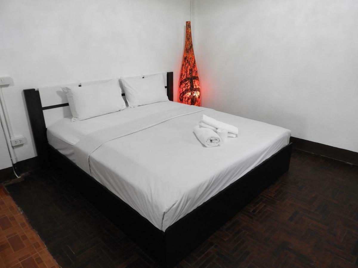 P'Lyn House Hotel Chiang Mai Exterior foto